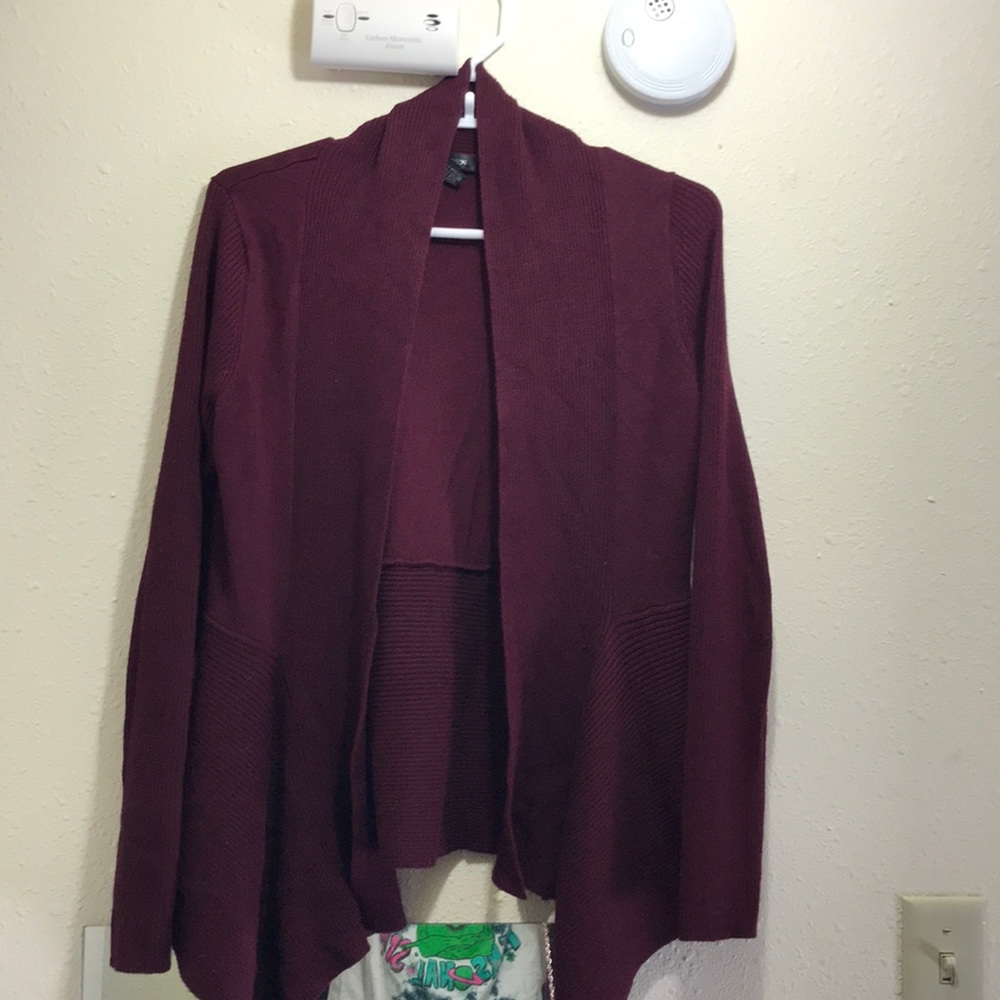 8th and Madison burgundy cardigan